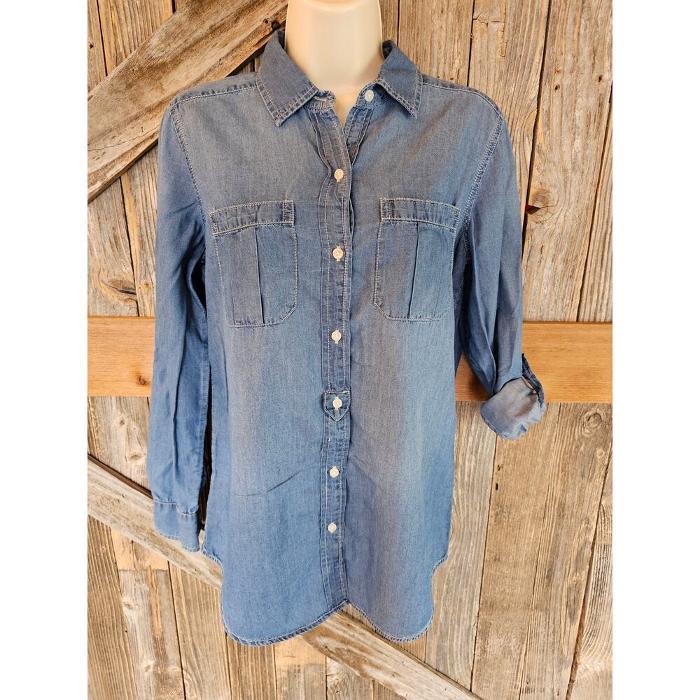 Banana Republic Dillon Classic Fit Roll Tab Button up chambray lyocell XS EUC